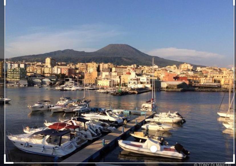 La Via Del Mare Bed & Breakfast Торе дел Греко Екстериор снимка